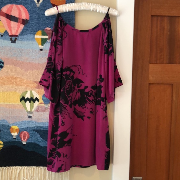 Cold Shoulder Pink Floral Dress - Picture 5 of 8